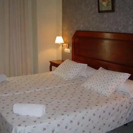Al-andalus Hotel 2*