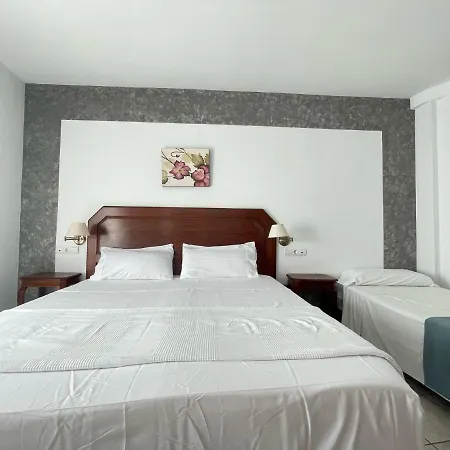 Hotel Al-andalus