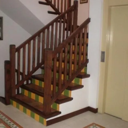 Hotel Al-andalus 2*